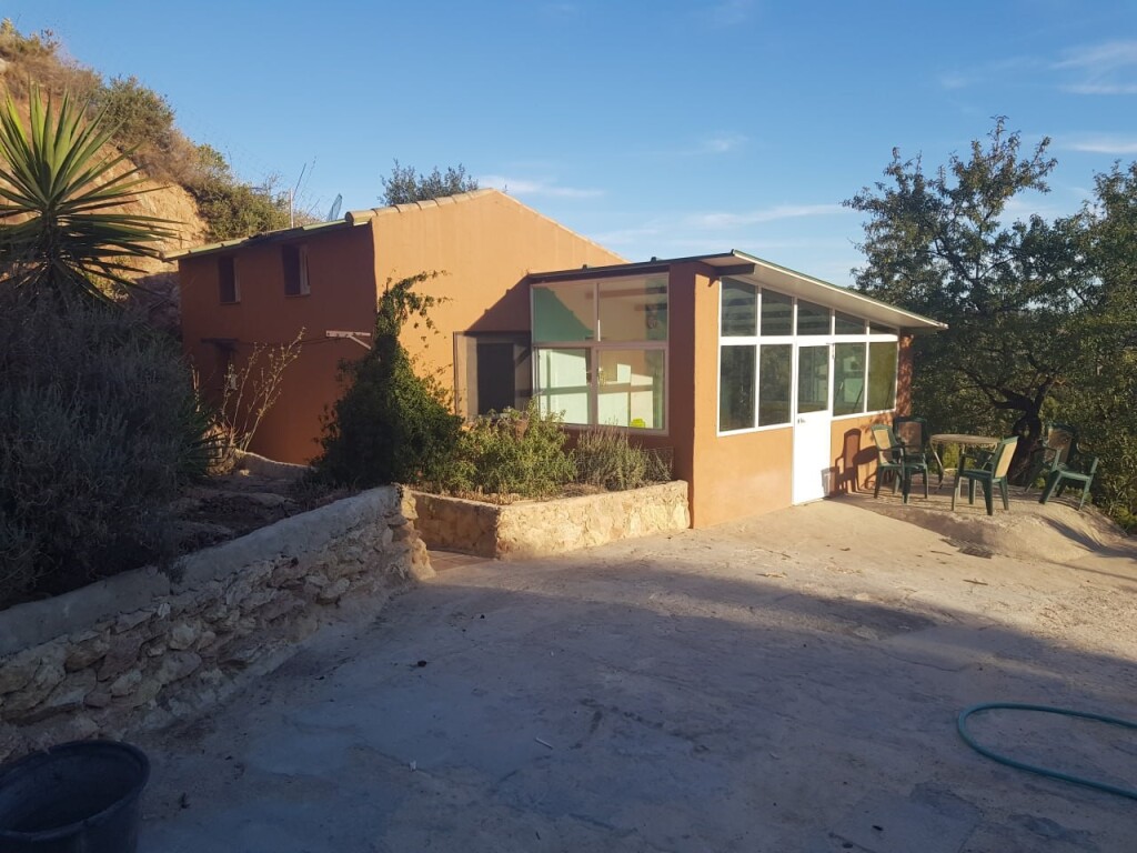 Casa de campo-Masía en Venta en Burgo, El Málaga - foto 2