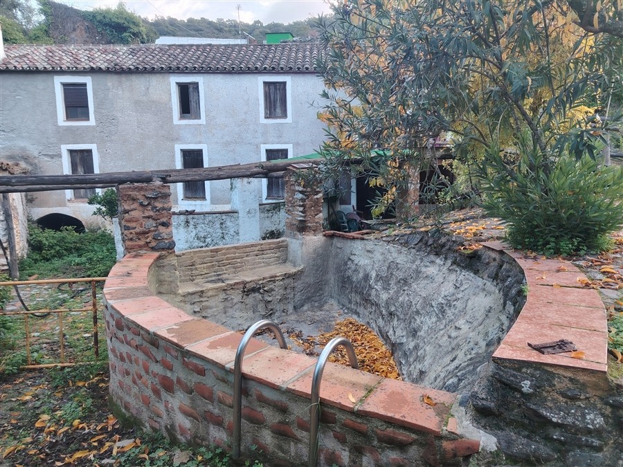Casa de campo-Masía en Venta en Alpandeire Málaga