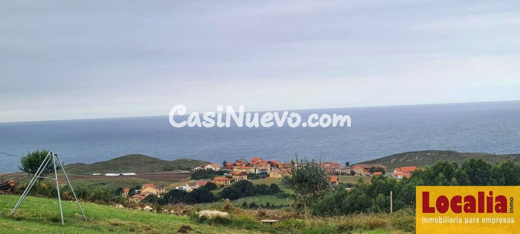 Parcela rústica con vistas al mar en Suances