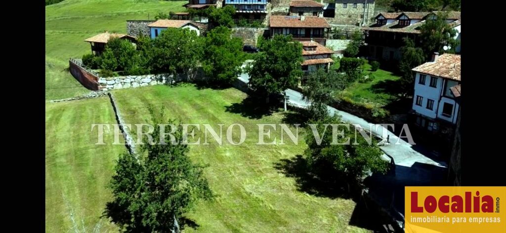 Suelo urbano para construir 4 viviendas, Liébana.