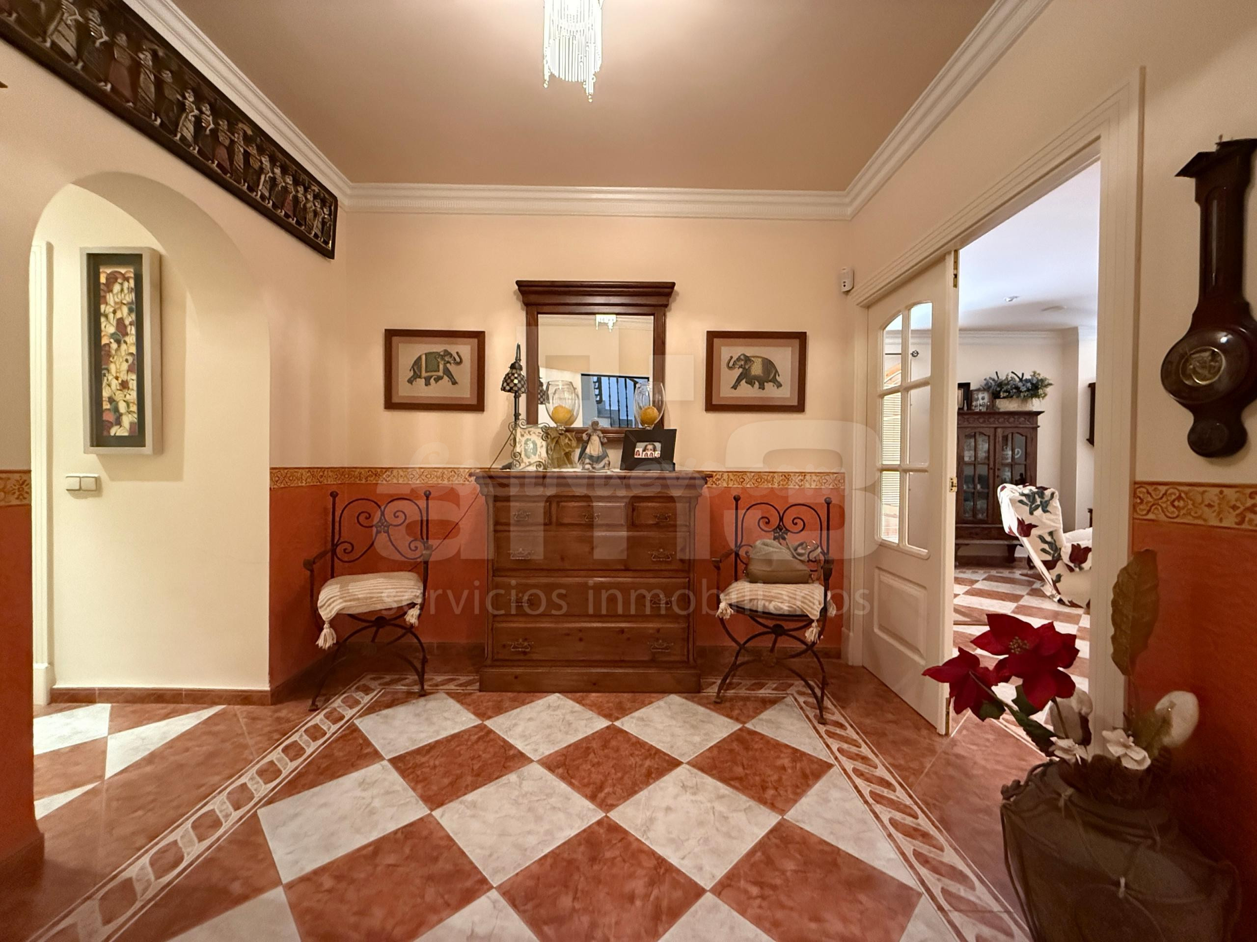 Espectacular Piso de 5 Dormitorios en  Vera, Almería. - foto 4