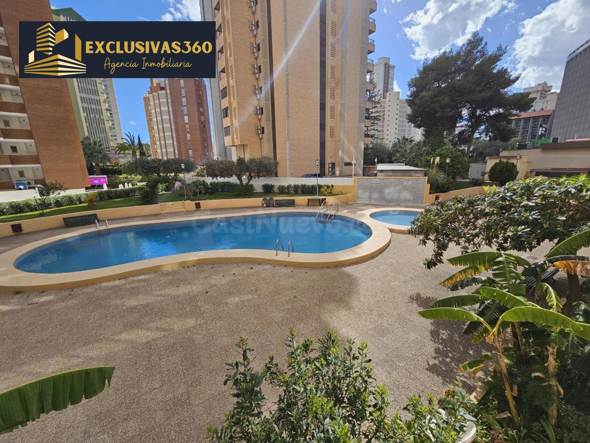 Apartamento muy cerca de la Playa y con parking comunitario. Inmobiliaria Exclusivas360 Benidorm.