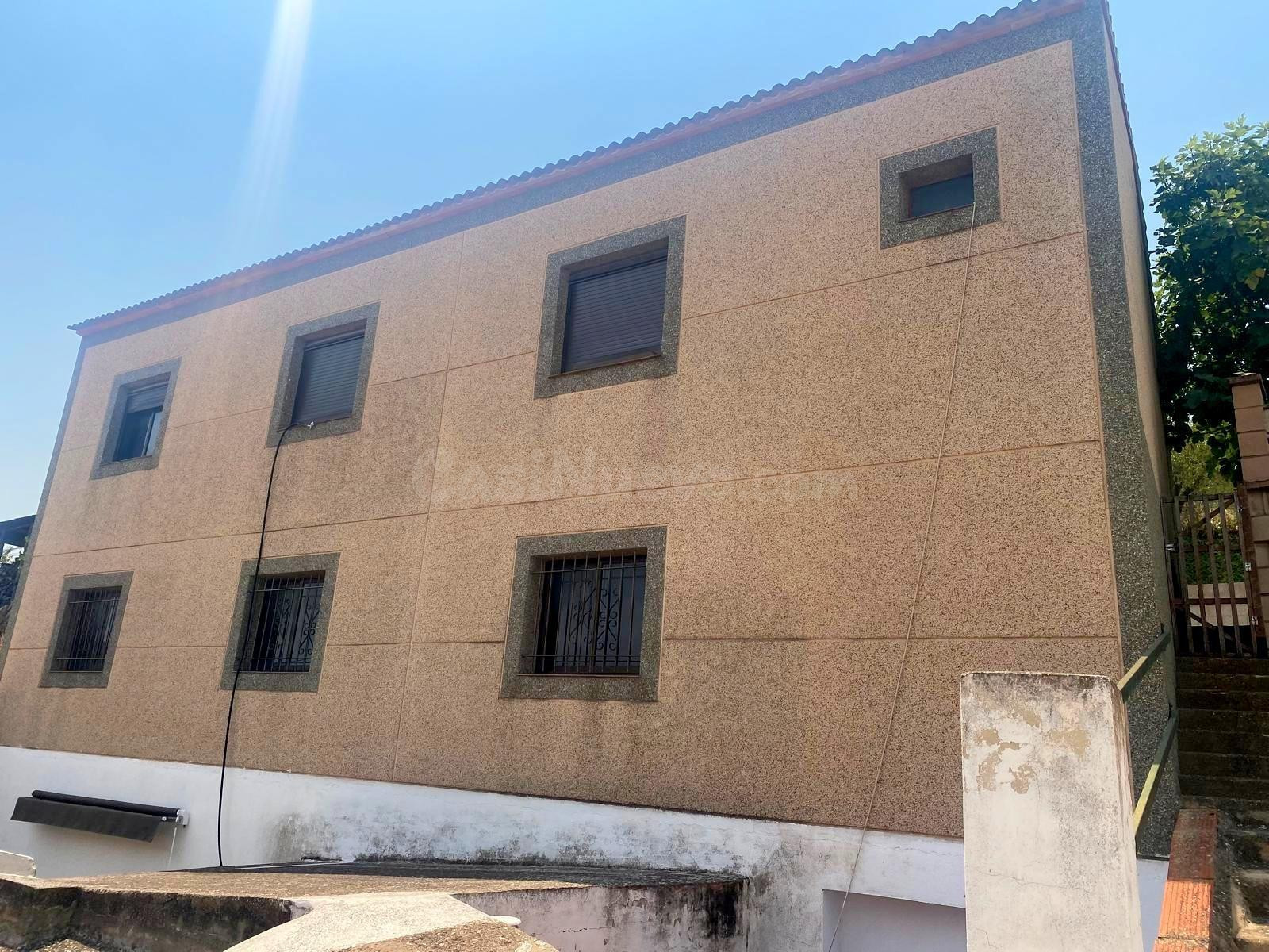 INMUEBLE DE DOS ALTURAS EN CONSTRUCCIÓN - foto 3