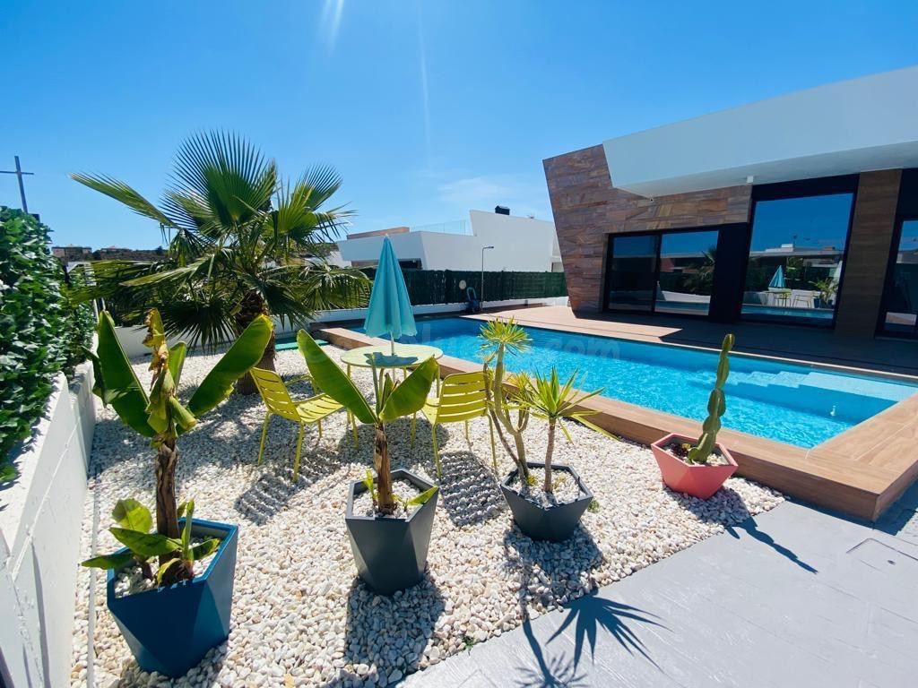 VILLA EN VENTA EN TERRA MARINA- BALCÓN DE FINESTRAT