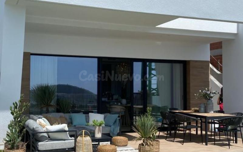 Una Villa Moderna con maravillosas vistas en Finestrat en Venta