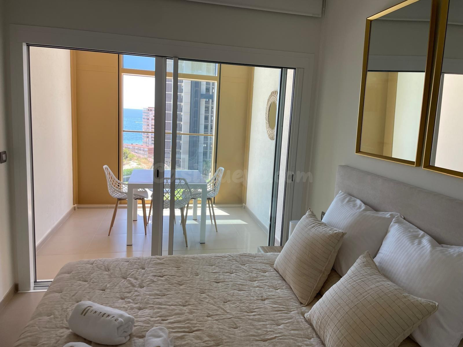 MAGINFICO APARTAMENTO EN INTEMPO