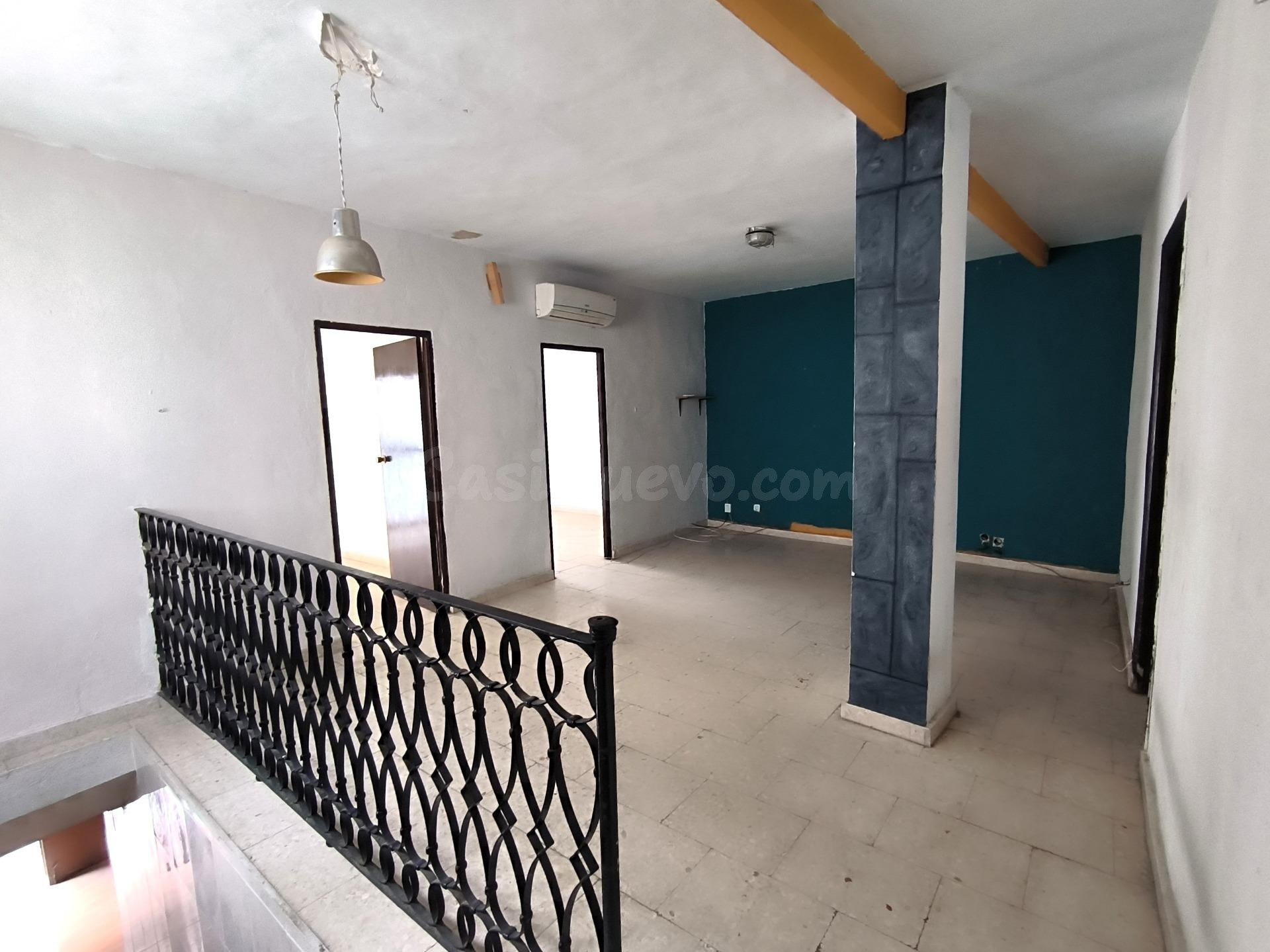 Casa o inversión en el corazón del San Pedro-Vizconde de Miranda- a escasos metros de la Facultad Derecho