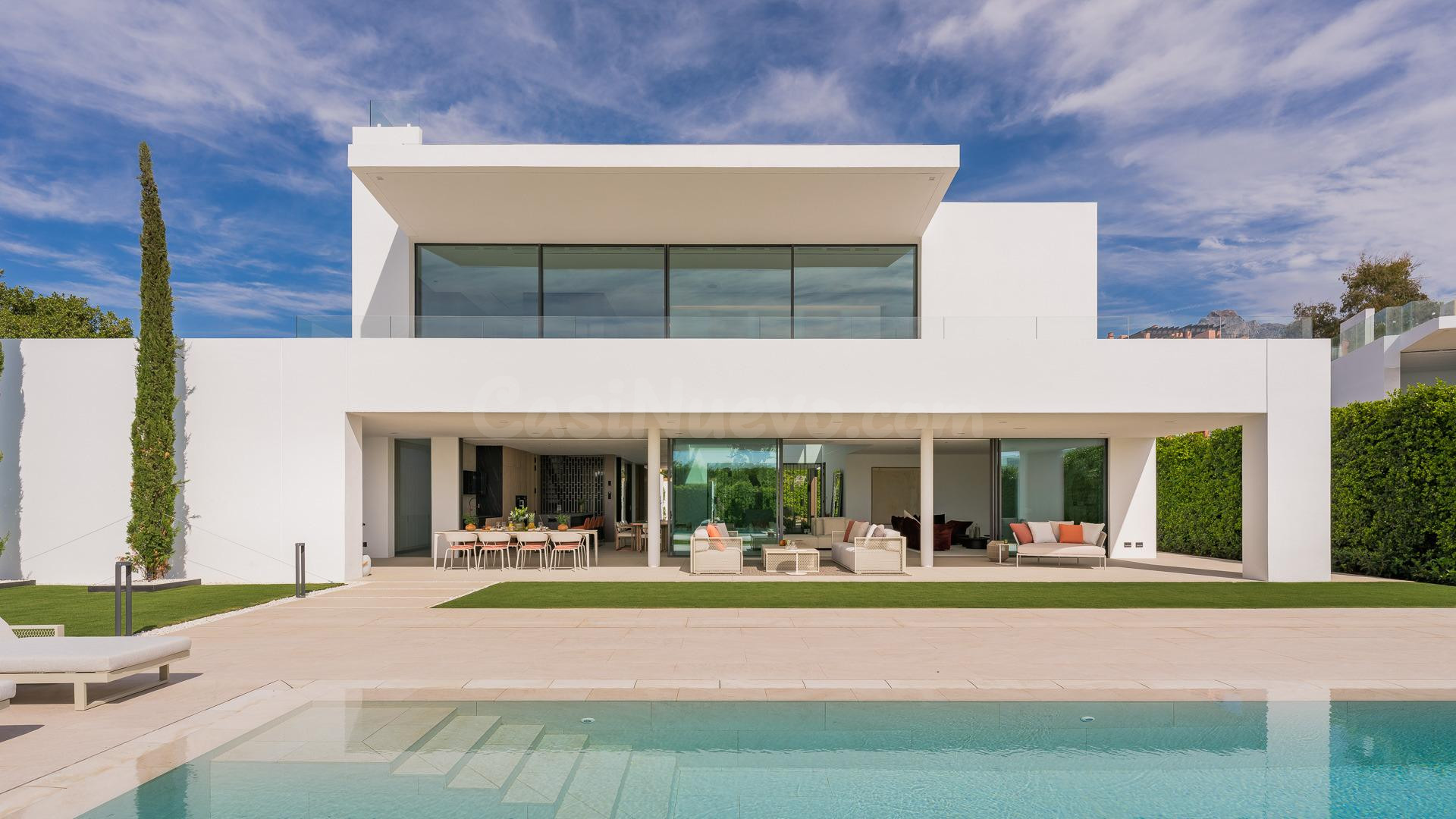 Sofisticada villa con vistas al mar en la Milla de Oro, Marbella