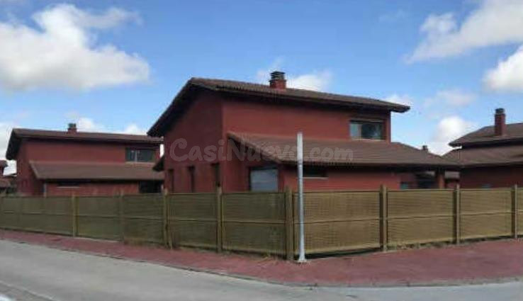 MONCASA VENDE INMUEBLE SIN POSESION