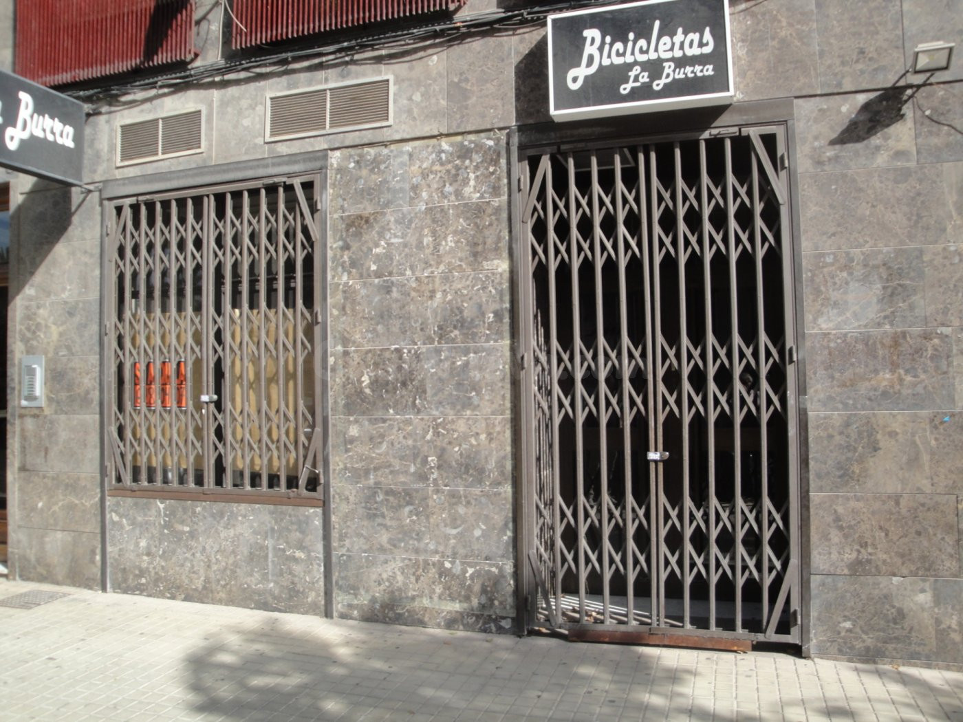 LOCAL COMERCIAL JUNTO PLAZA BENIDORM