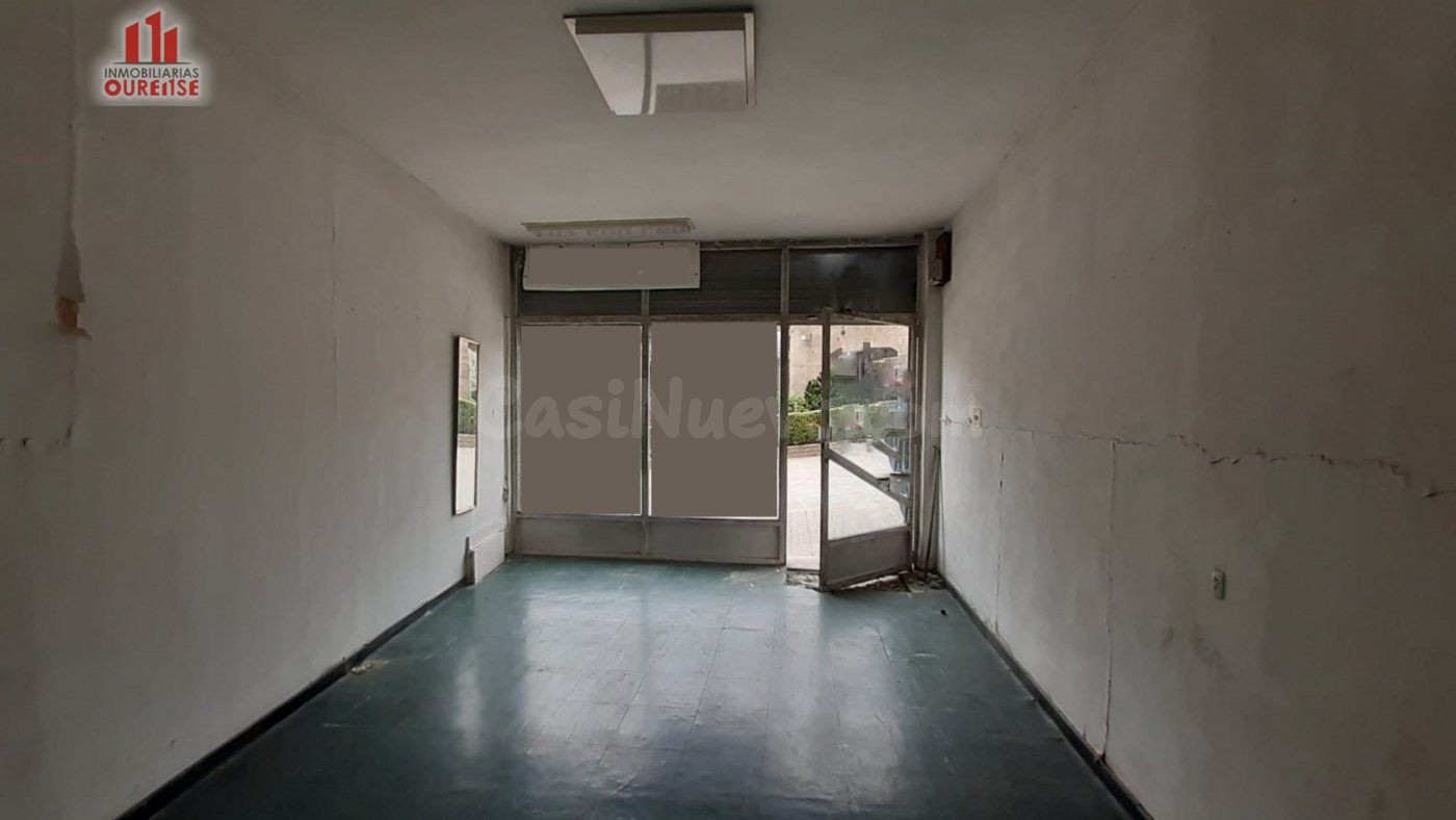 LOCAL COMERCIAL EN EL CENTRO CERCA DE LAS BURGAS.