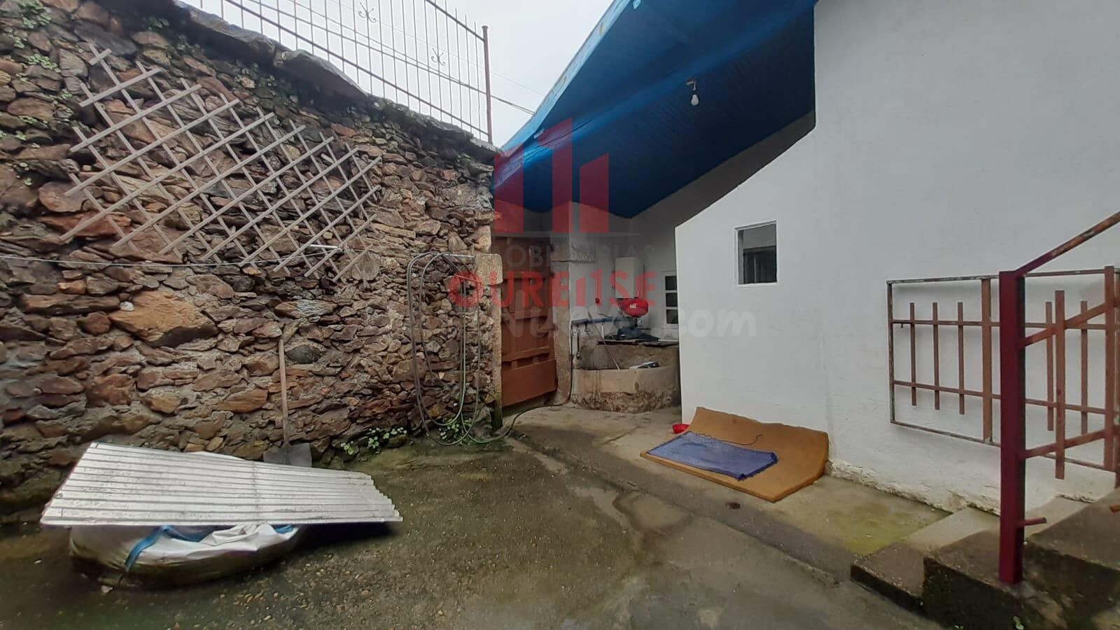CASA CON GALPÓN, PATIO Y PEQUEÑA PARCELA CERCA DE CELANOVA - foto 5
