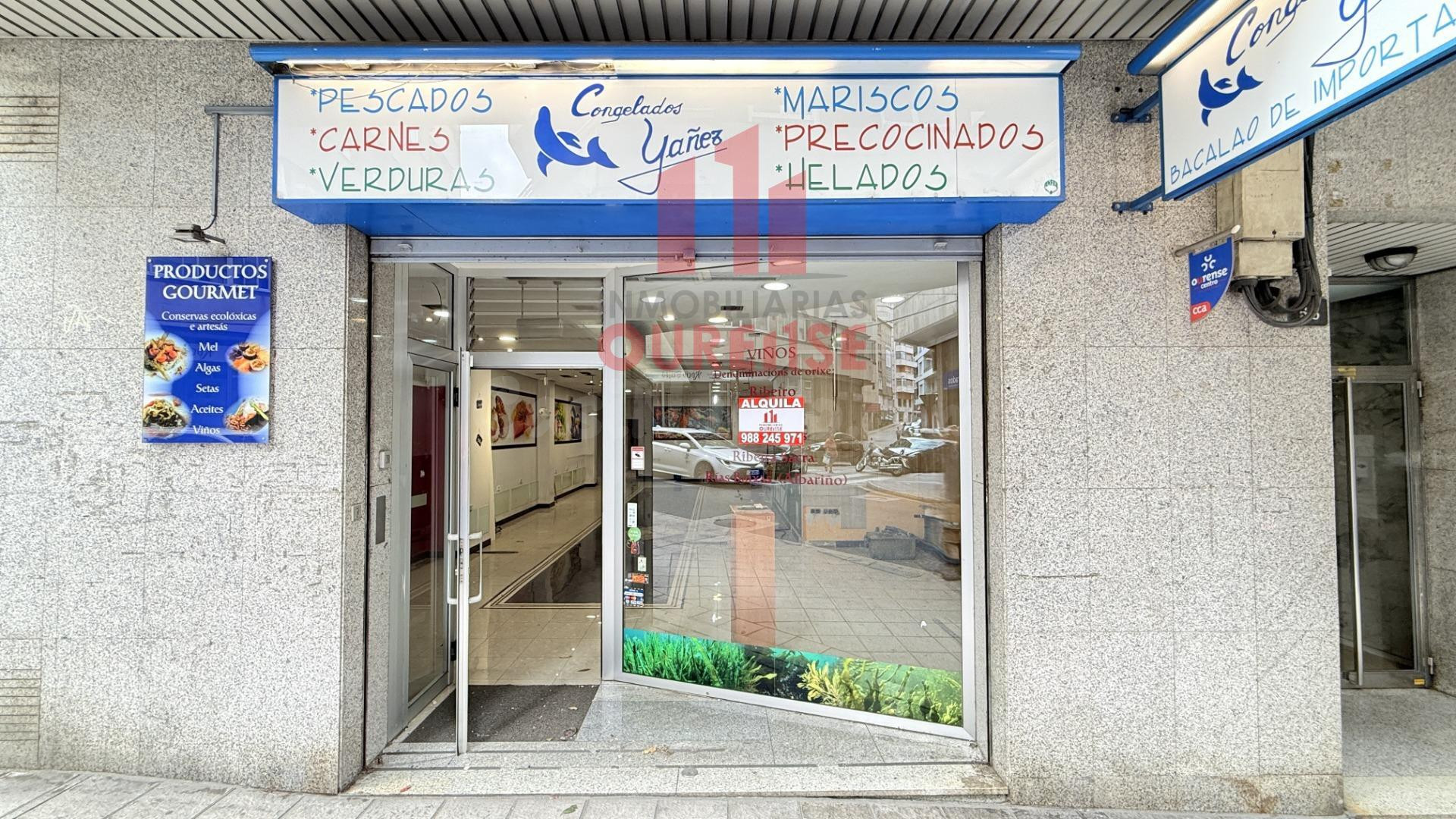 AMPLIO LOCAL COMERCIAL EN PLENO CENTRO DE OURENSE