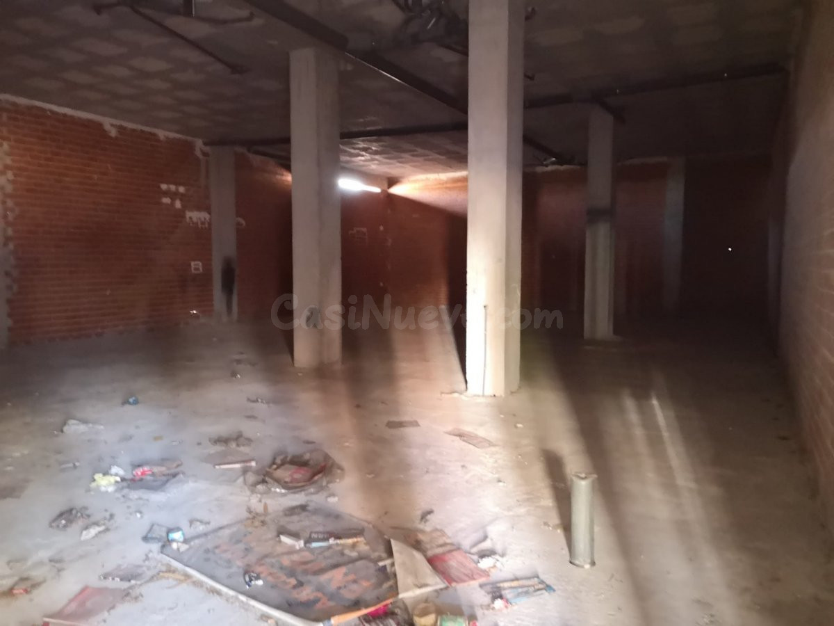 AMPLIO LOCAL COMERCIAL EN JUAN CARLOS I