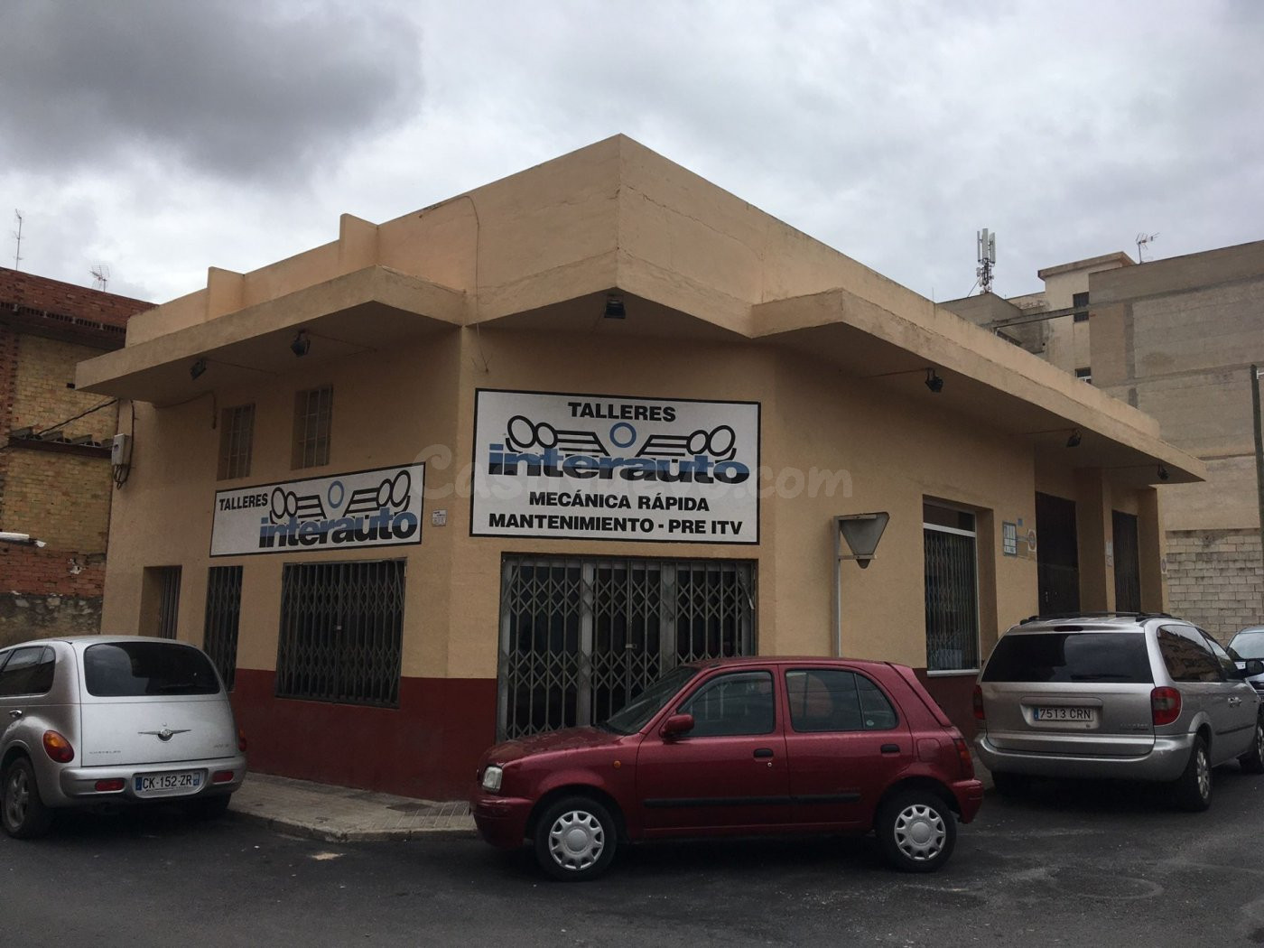 Taller automocion con mas de 20 anos. se vende con licencia  - foto 4