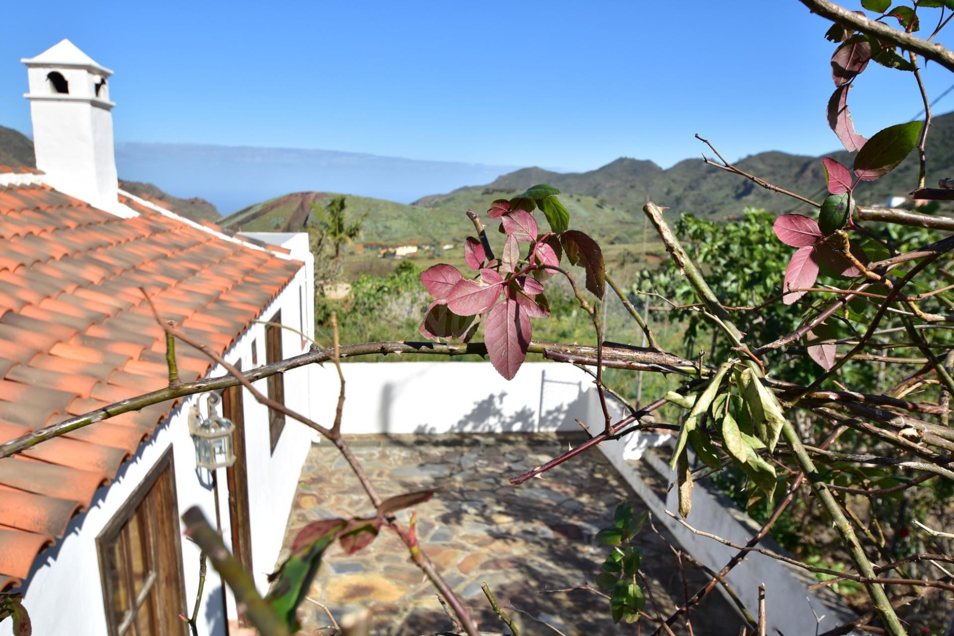 PRECIOSA CASA CANARIA EN BUENAVISTA DEL NORTE