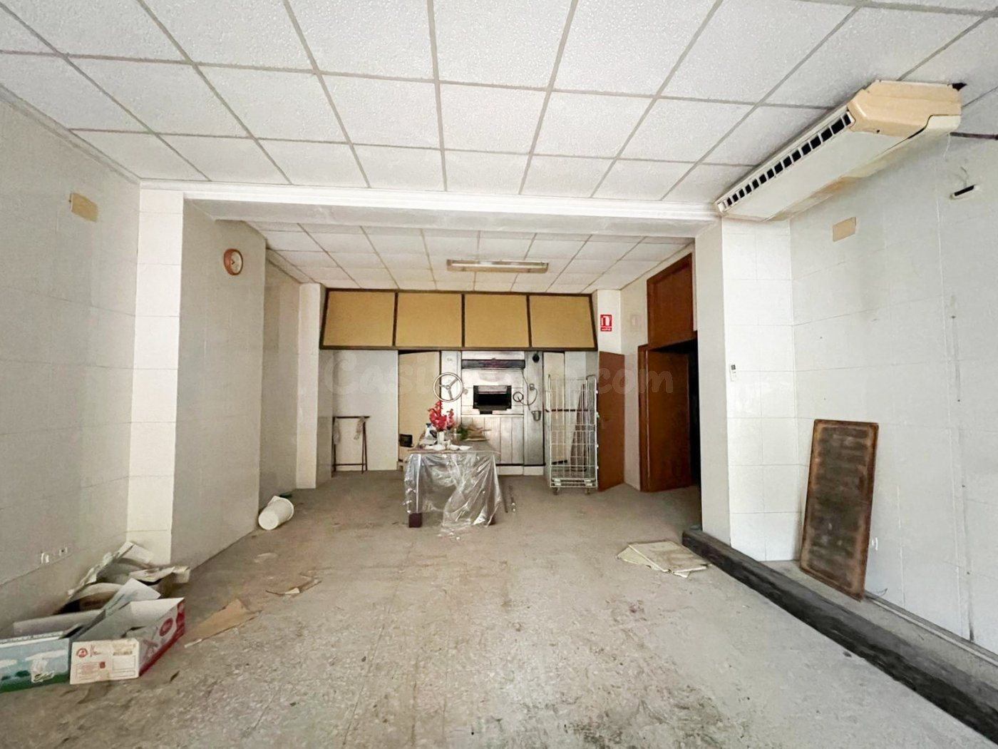 Local comercial en venta en Ontinyent zona San Rafael