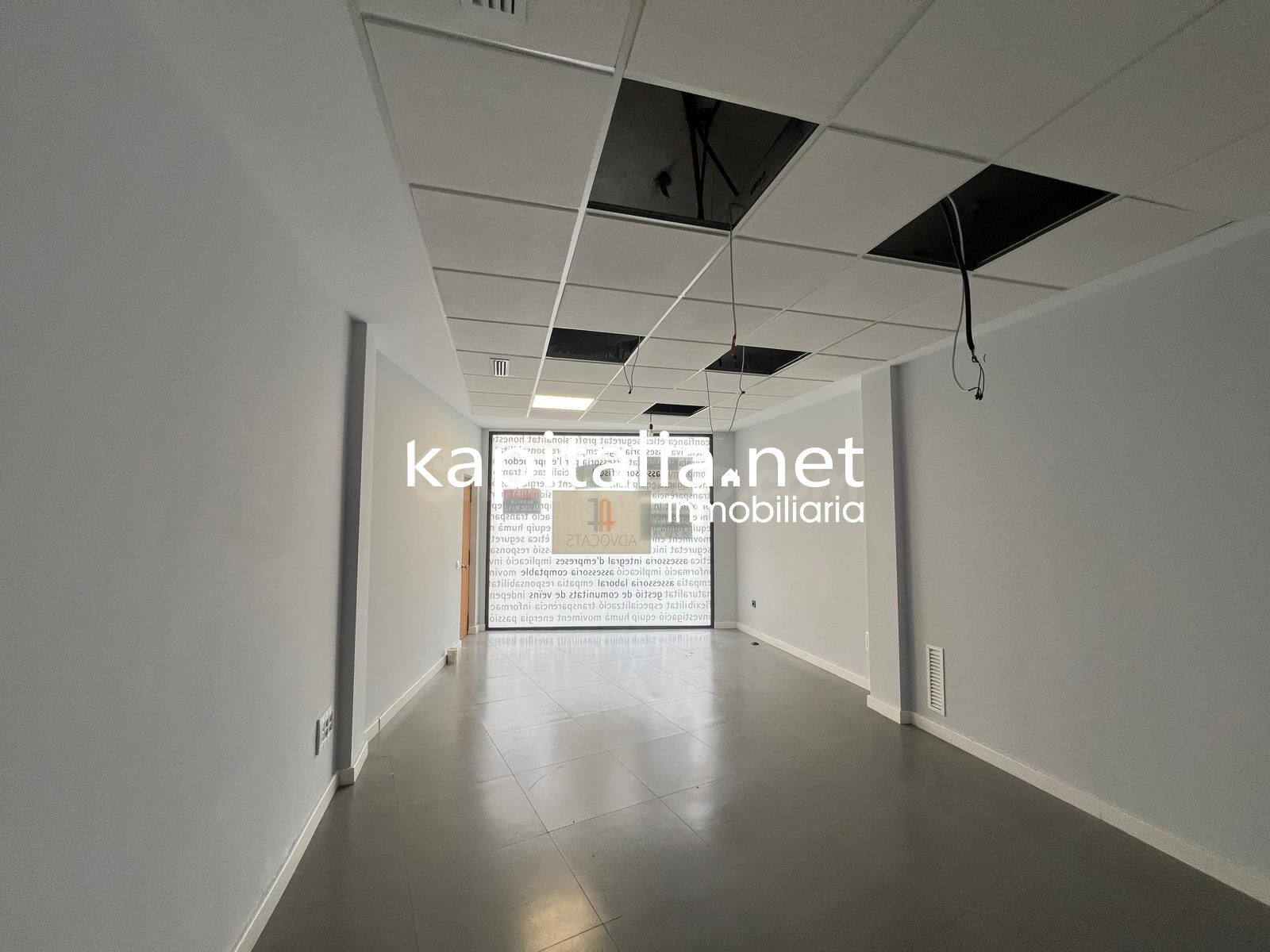 Local comercial en Ontinyent , zona San Rafael . - foto 2