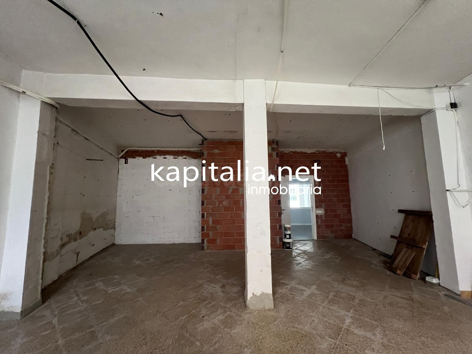 Local comercial en Ontinyent , zona San Rafael . - foto 5