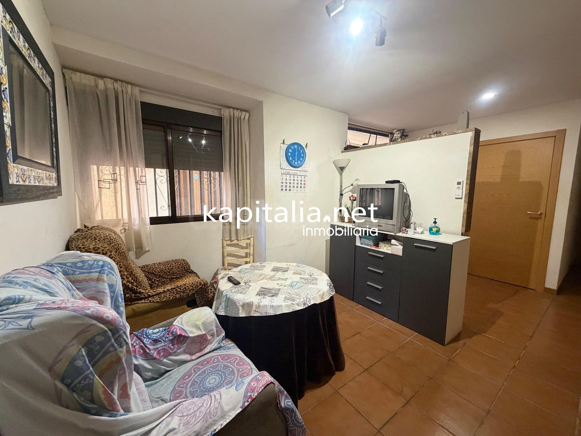 Vivienda en planta baja con bodega en sótano - foto 2