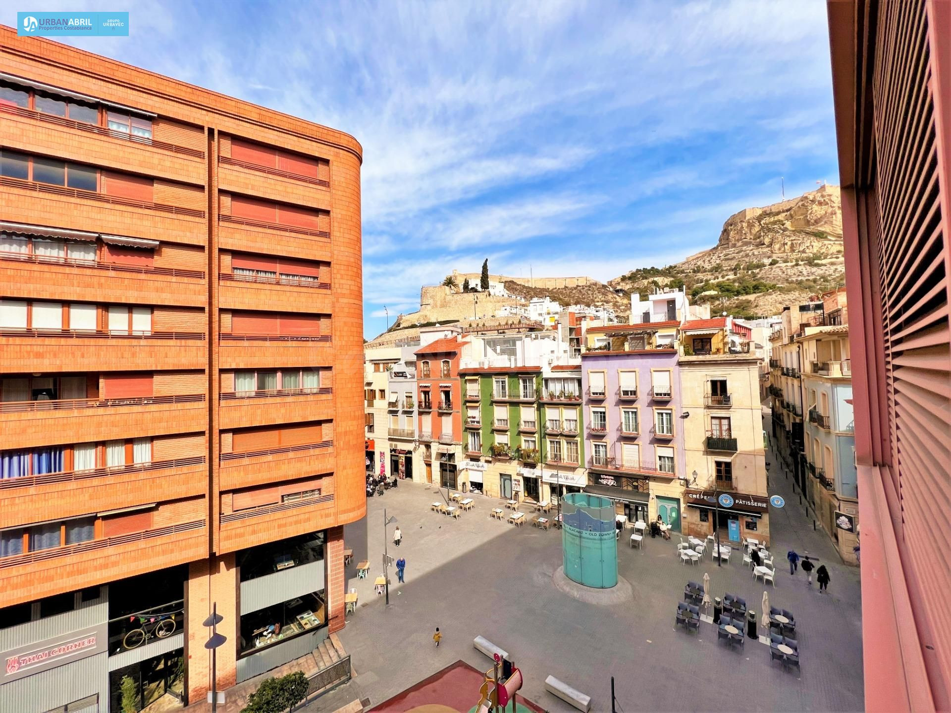 Espectacular Clínica en La Rambla - Convertible en Vivienda