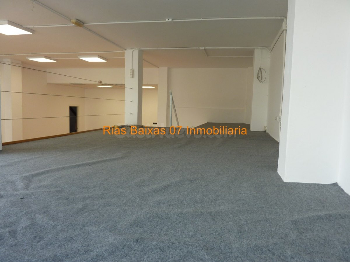 REF 1981 LOCAL COMERCIAL 150 m2  (PORRIÑO) - foto 3
