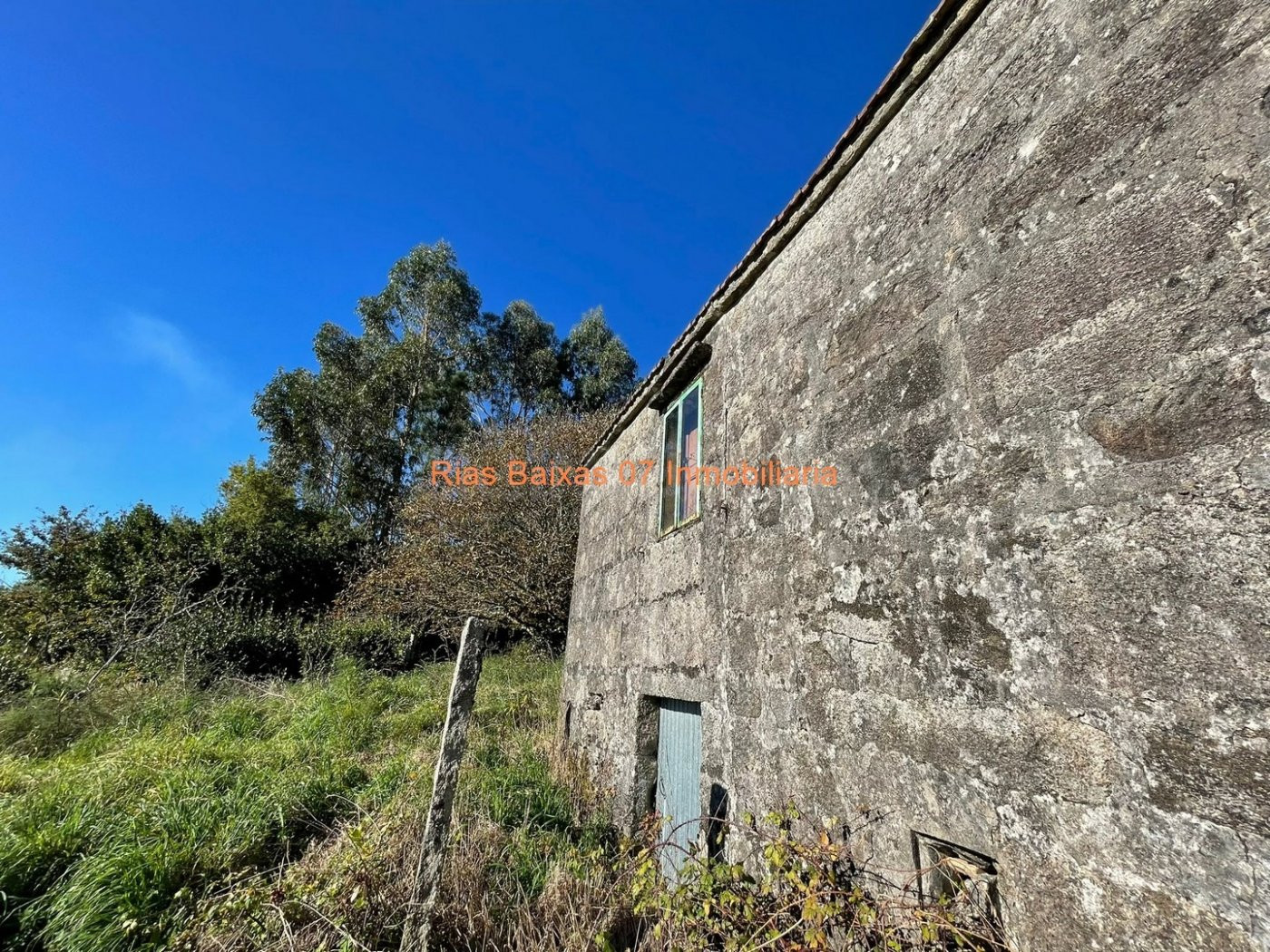 REF 2926 CASA DE PIEDRA PLANTA BAJA 2 DORM. CON 1455m2 TERRE - foto 3