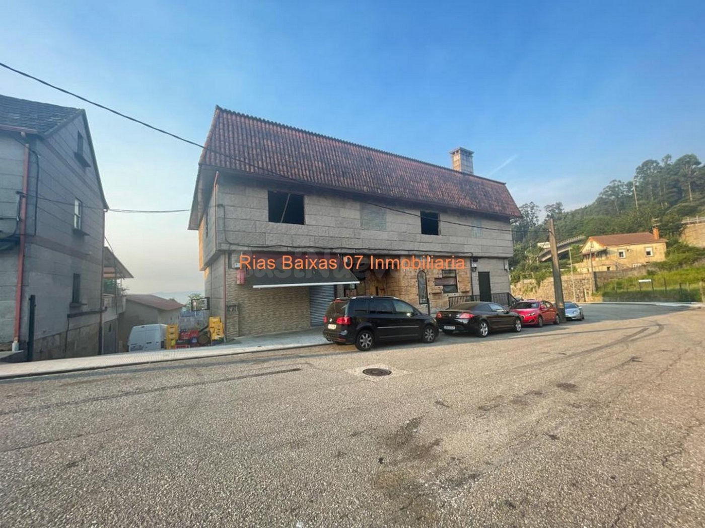 REF 2984 EDIFICIO DE USO MIXTO EN PUXEIROS ( MOS )