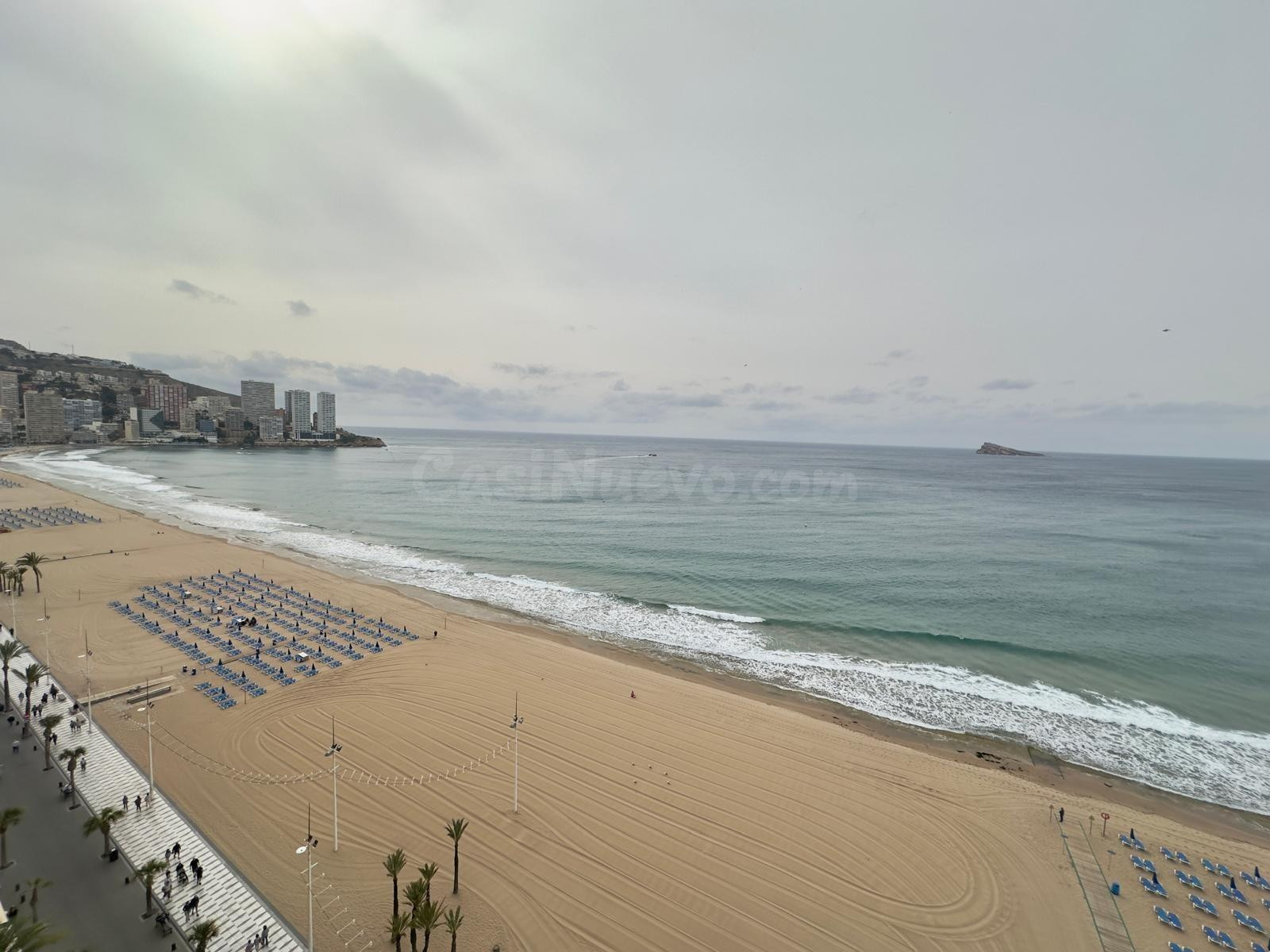 FABULOSO APARTAMENTO EN 1ª LINEA DE LEVANTE