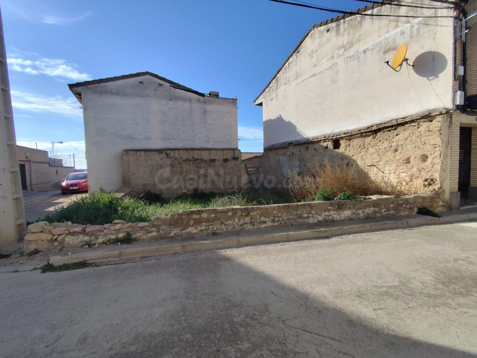 TERRENO URBANO DE 77 M2 ÚTILES EN SAN MATEO DE GALLEGO - ZARAGOZA