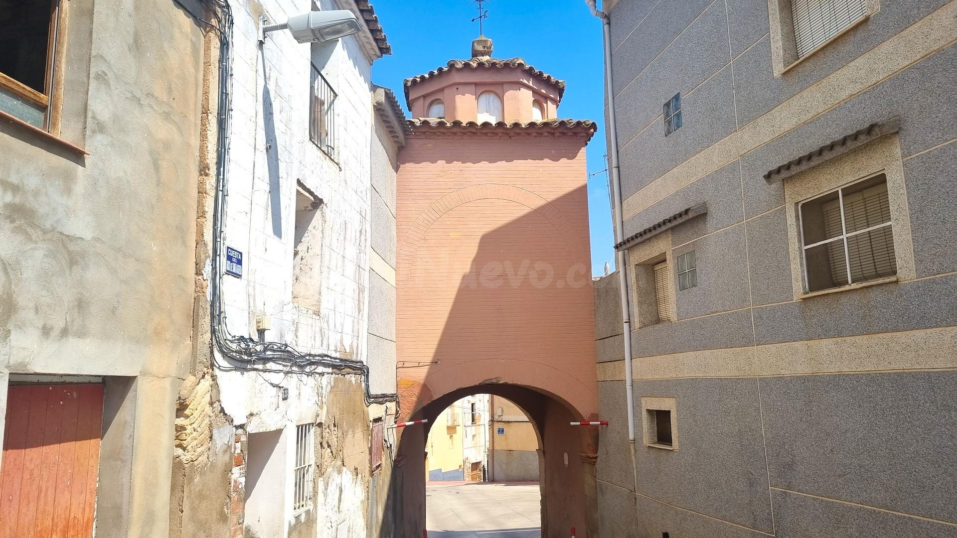 Casa en venta en Escatrón.