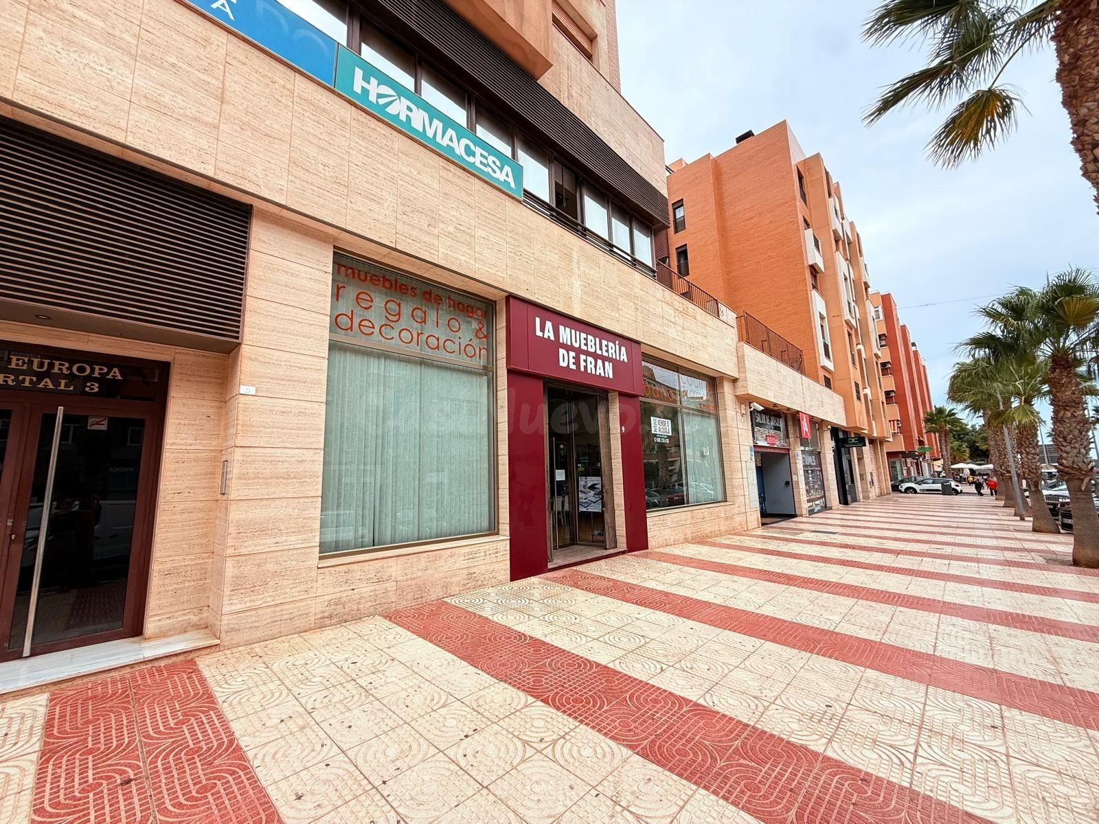 LOCAL COMERCIAL EN AVENIDA DE LA FABRIQUILLA, EL PARADOR DE LAS HORTICHUELAS