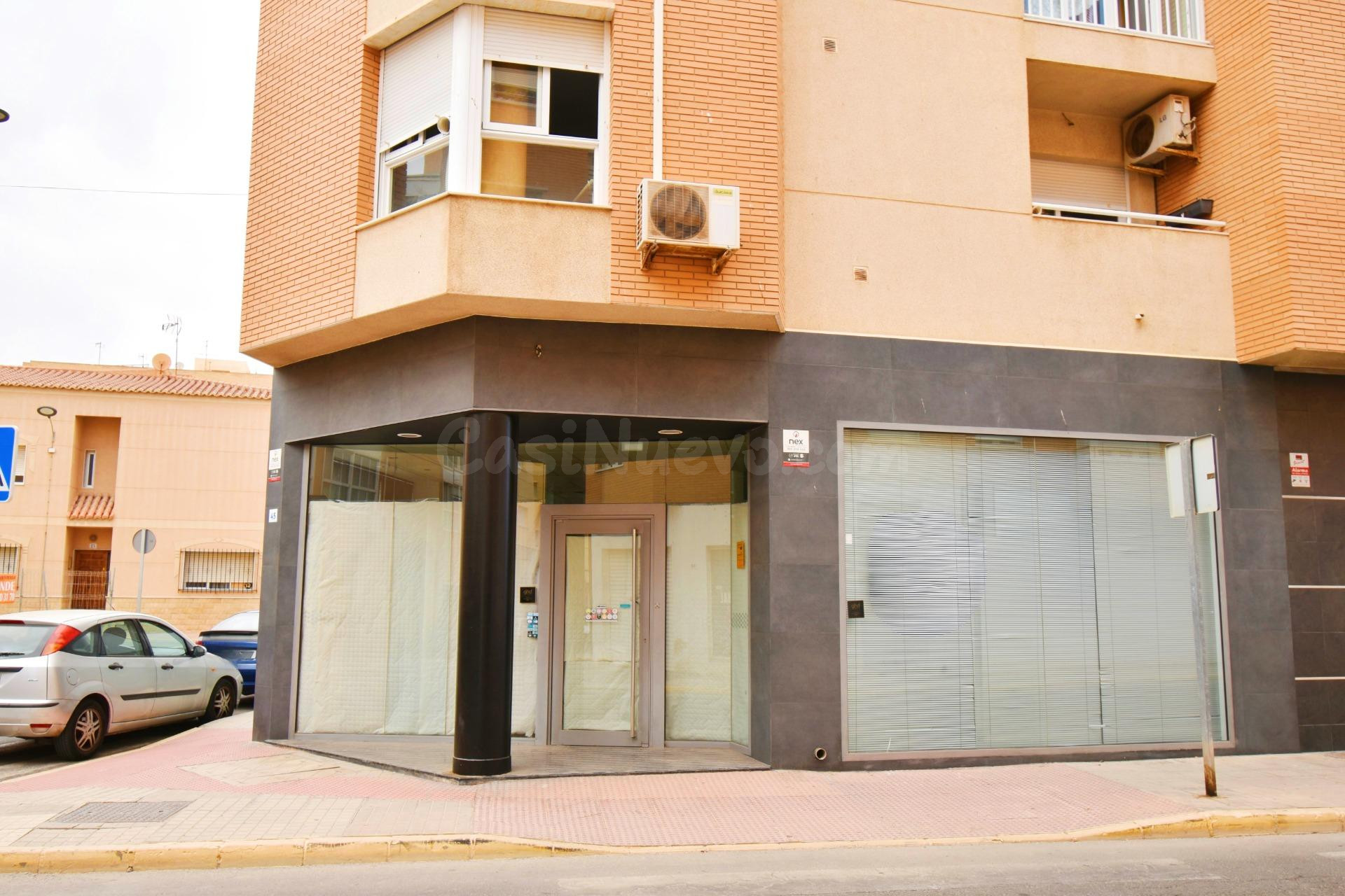 Local en el centro de el ejido !!!