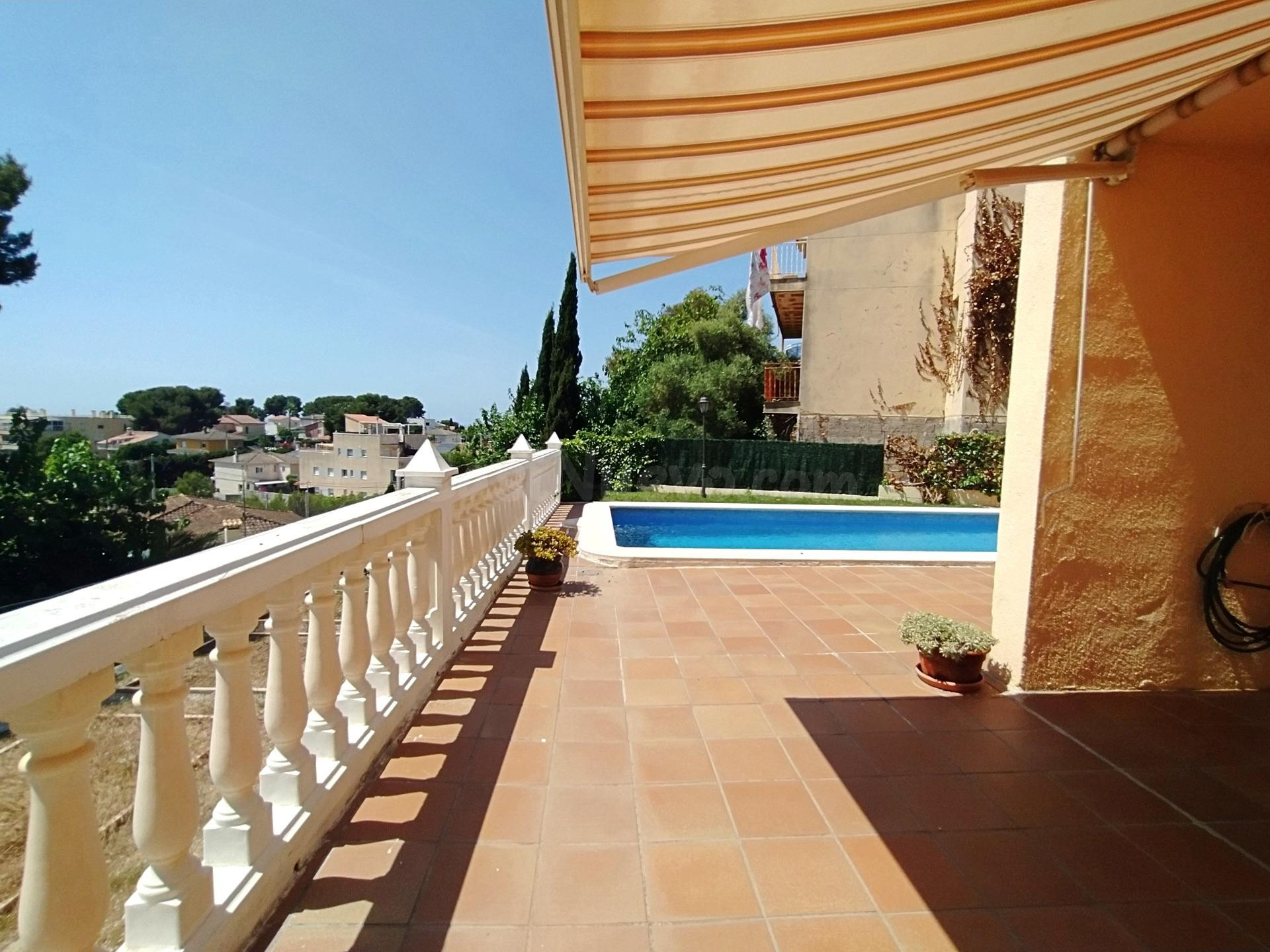 PRECIOSA CASA CON VISTAS AL MAR EN SEGUR DE CALAFELL - foto 4