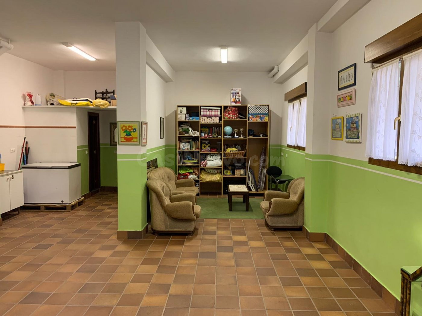 Local comercial en Saron