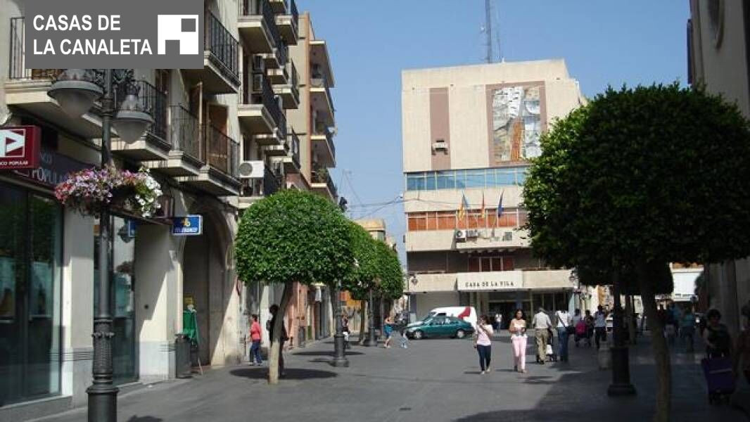 LOCAL AL LADO DEL AYUNTAMIENTO DE MISLATA