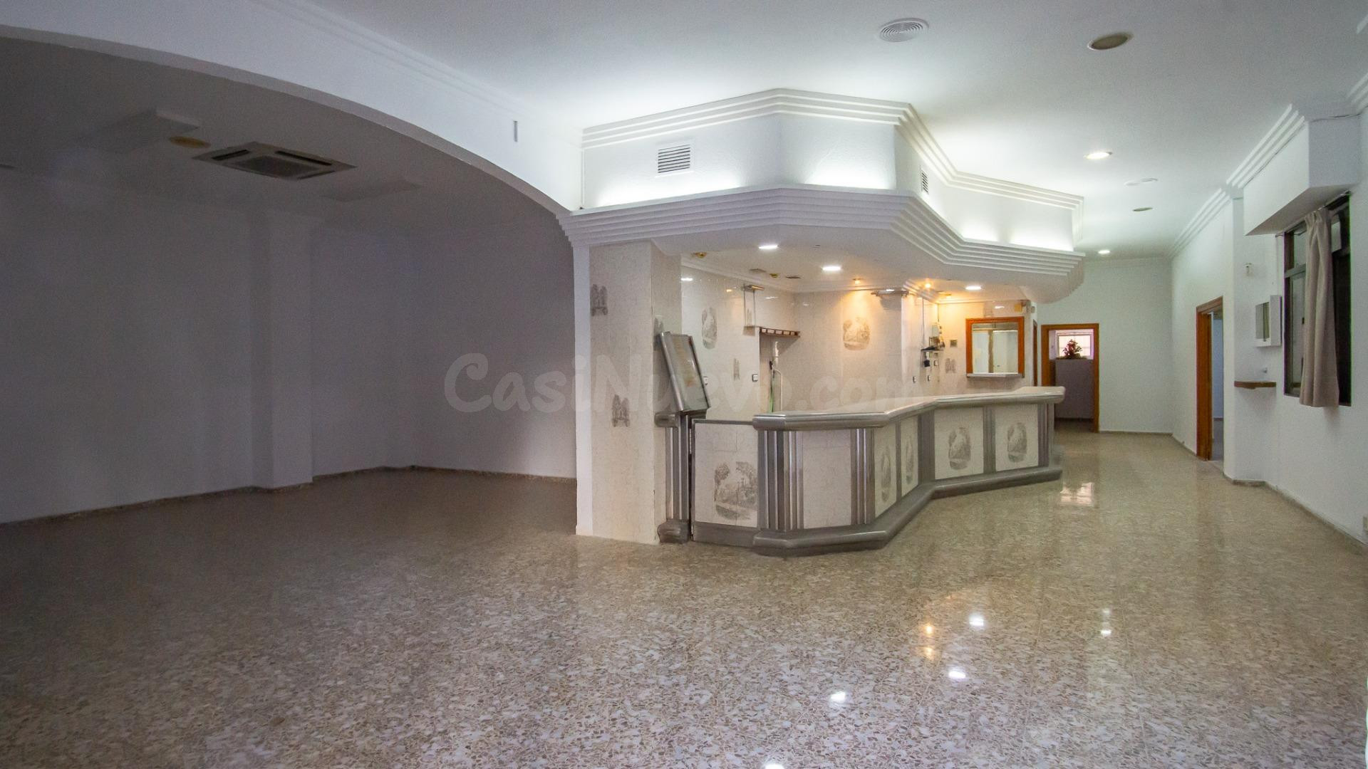 Local Comercial en Avd. de Madrid.