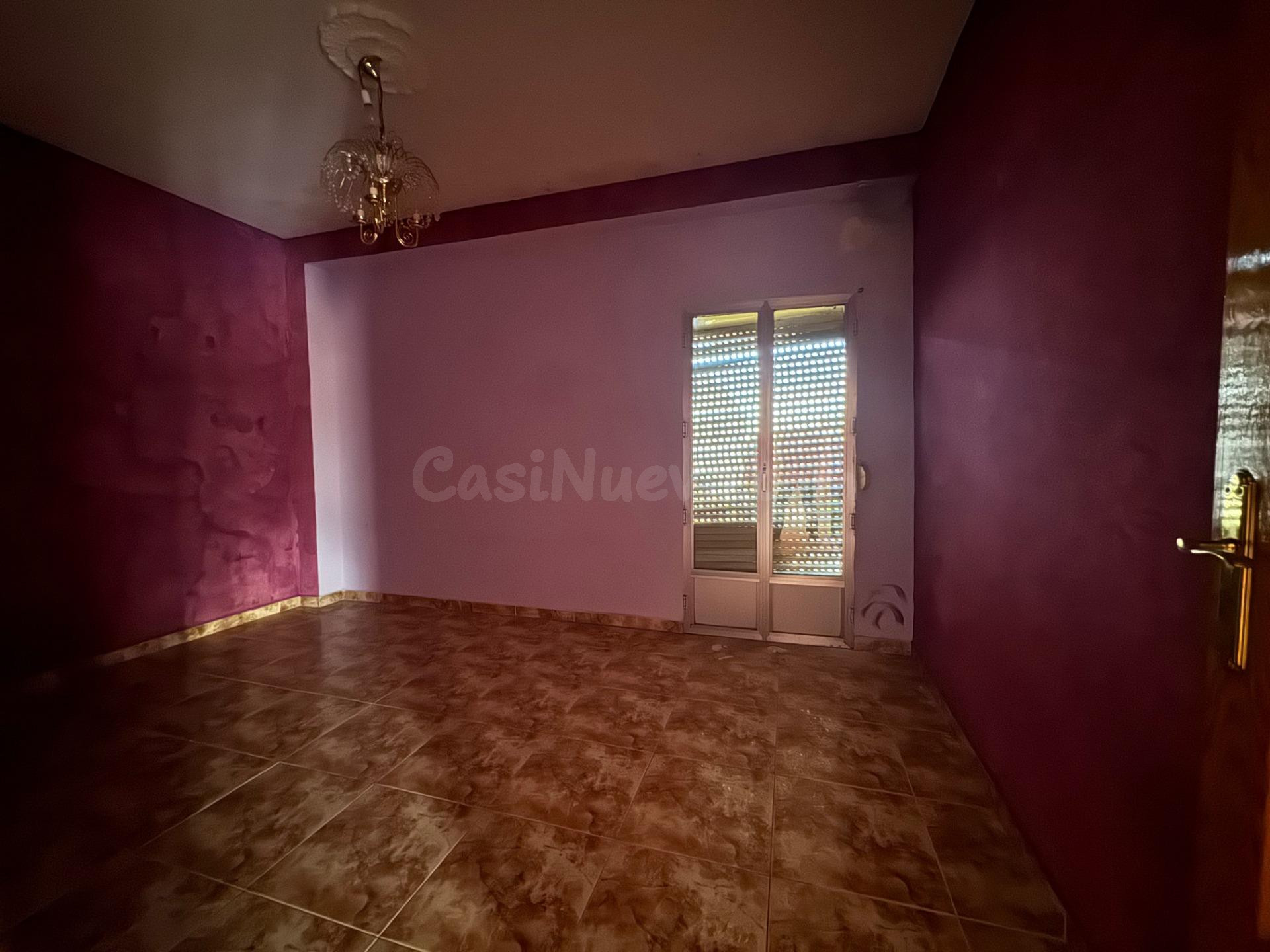 CASABANCO VENDE  PISO DE TRES DORMITORIOS EN HERRERA DEL DUQ - foto 5