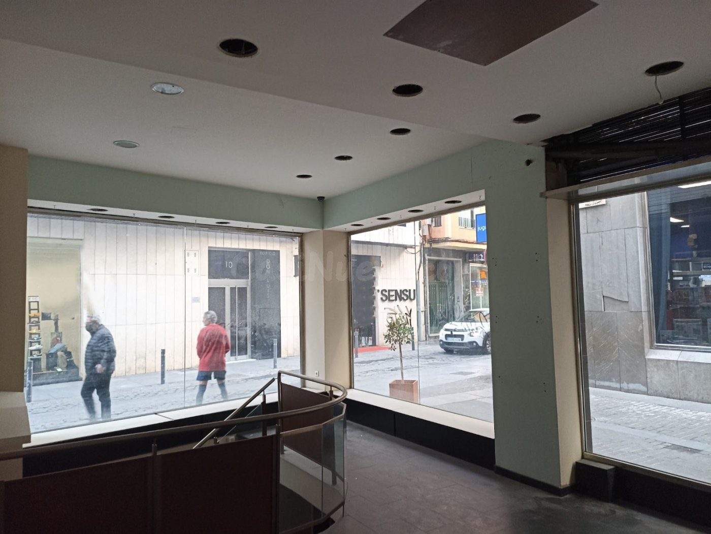 Local comercial en zona prime, con mucho paso.
