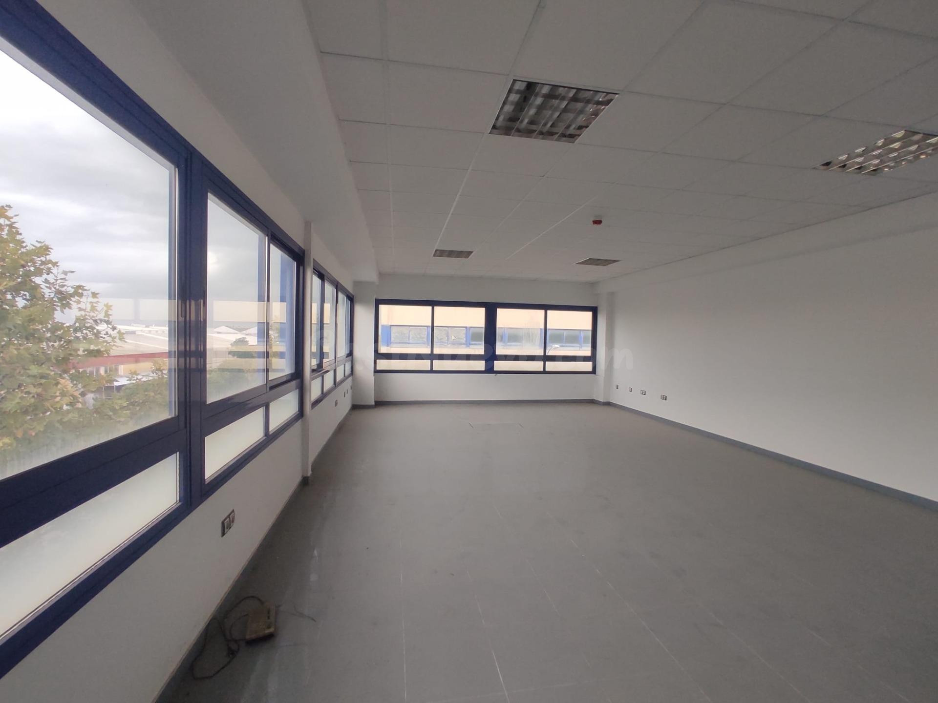 Oficina de alquiler en Edificio Gyesa Isla I