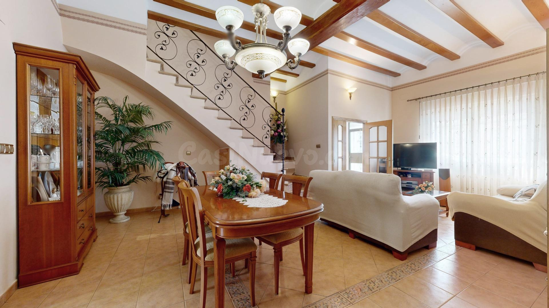 Oportunidad preciosa casa en zona muy demandada de Cheste