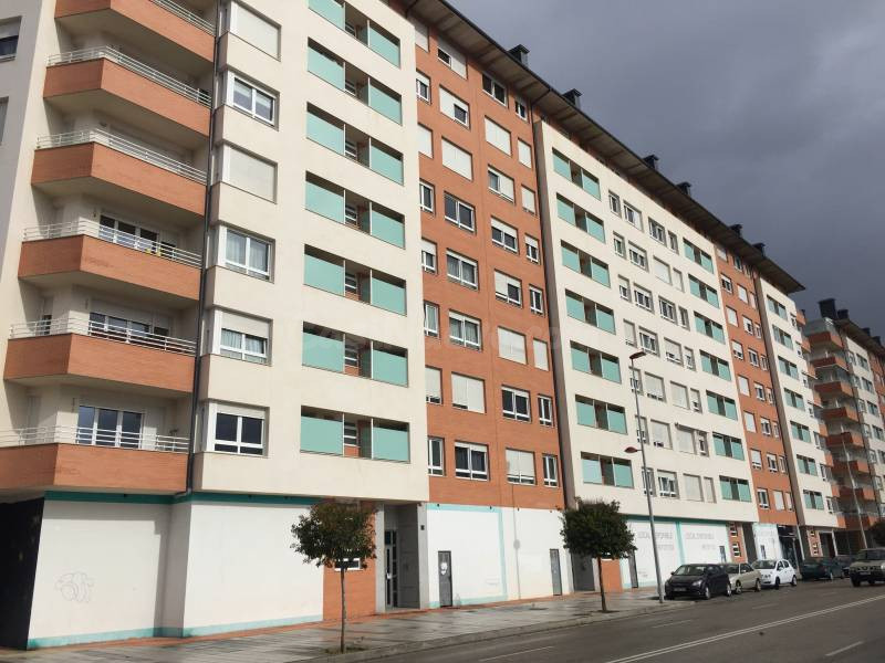 LOCAL EN VENTA ROSALEDA