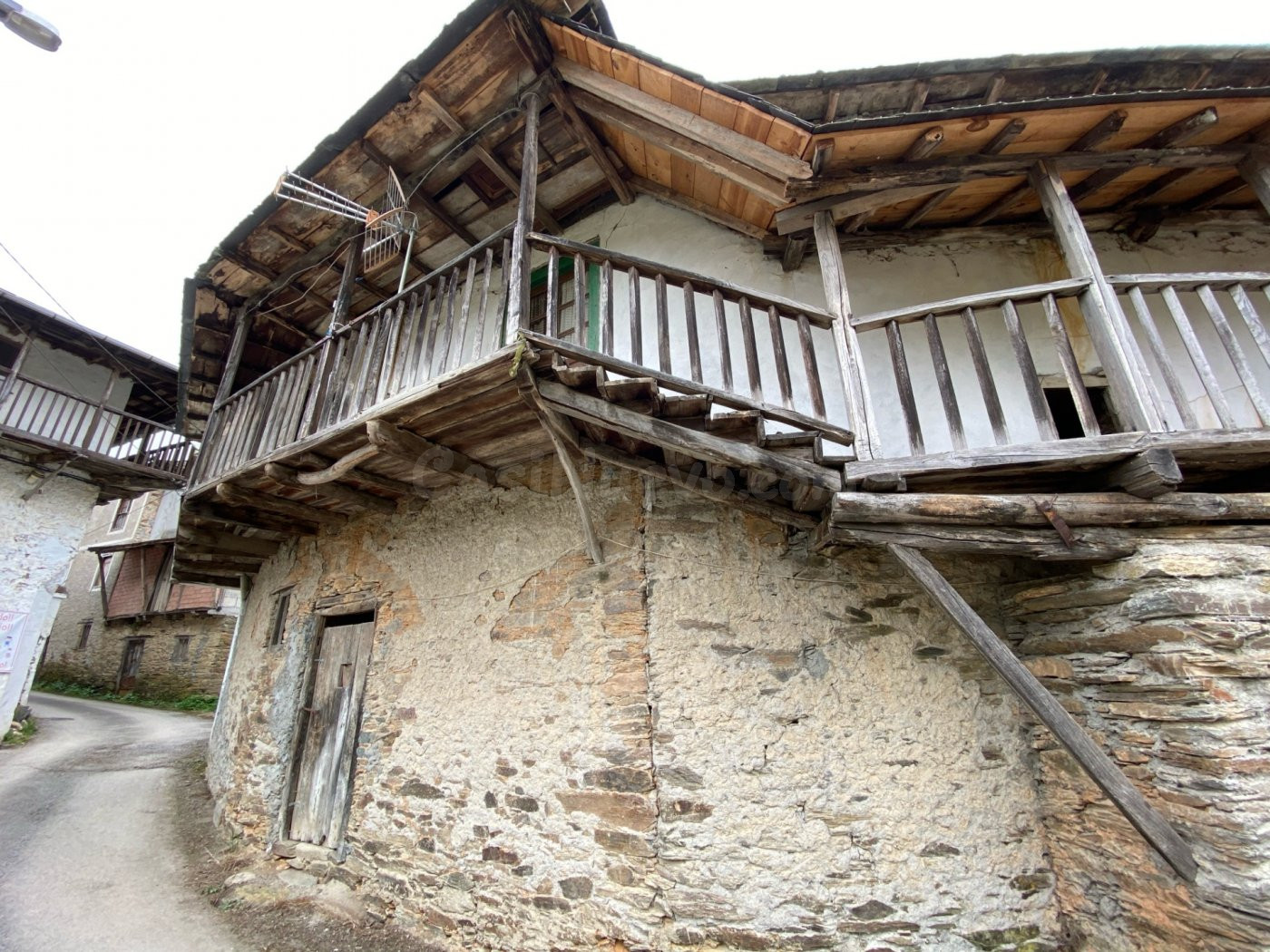 Casa para reformar en Cabeza de Campo. - foto 3