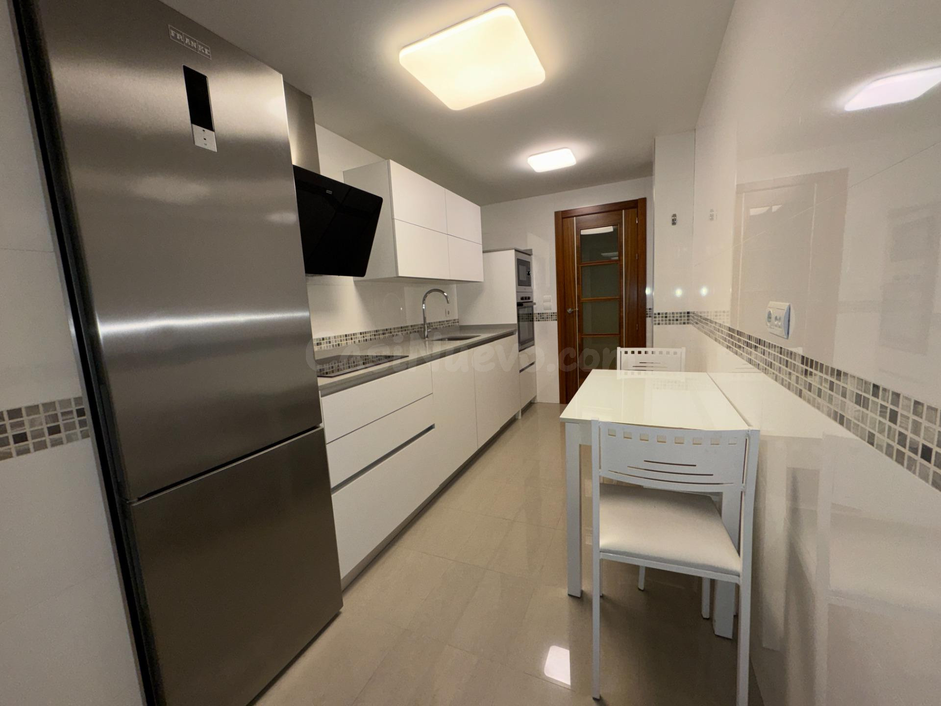 VENTA: Amplio y Moderno Piso en el Corazón de Ponferrada