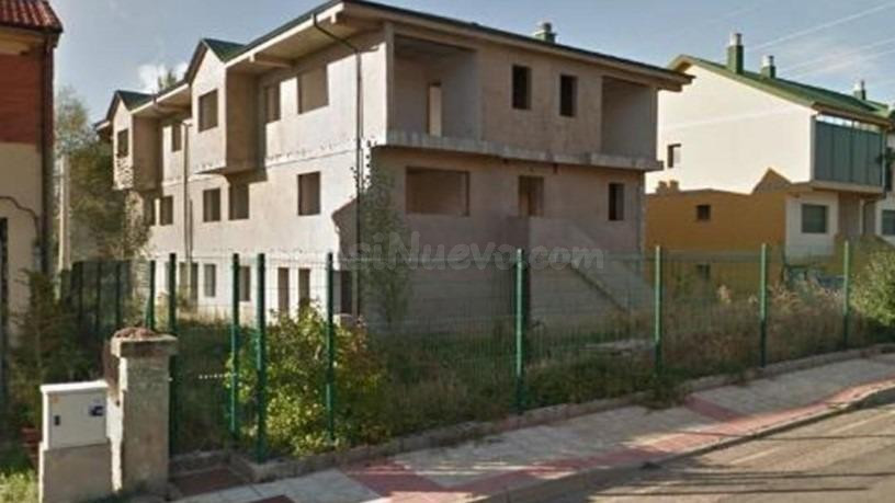 OBRA PARADA EN LLANOS DE ALBA - LA ROBLA - foto 3