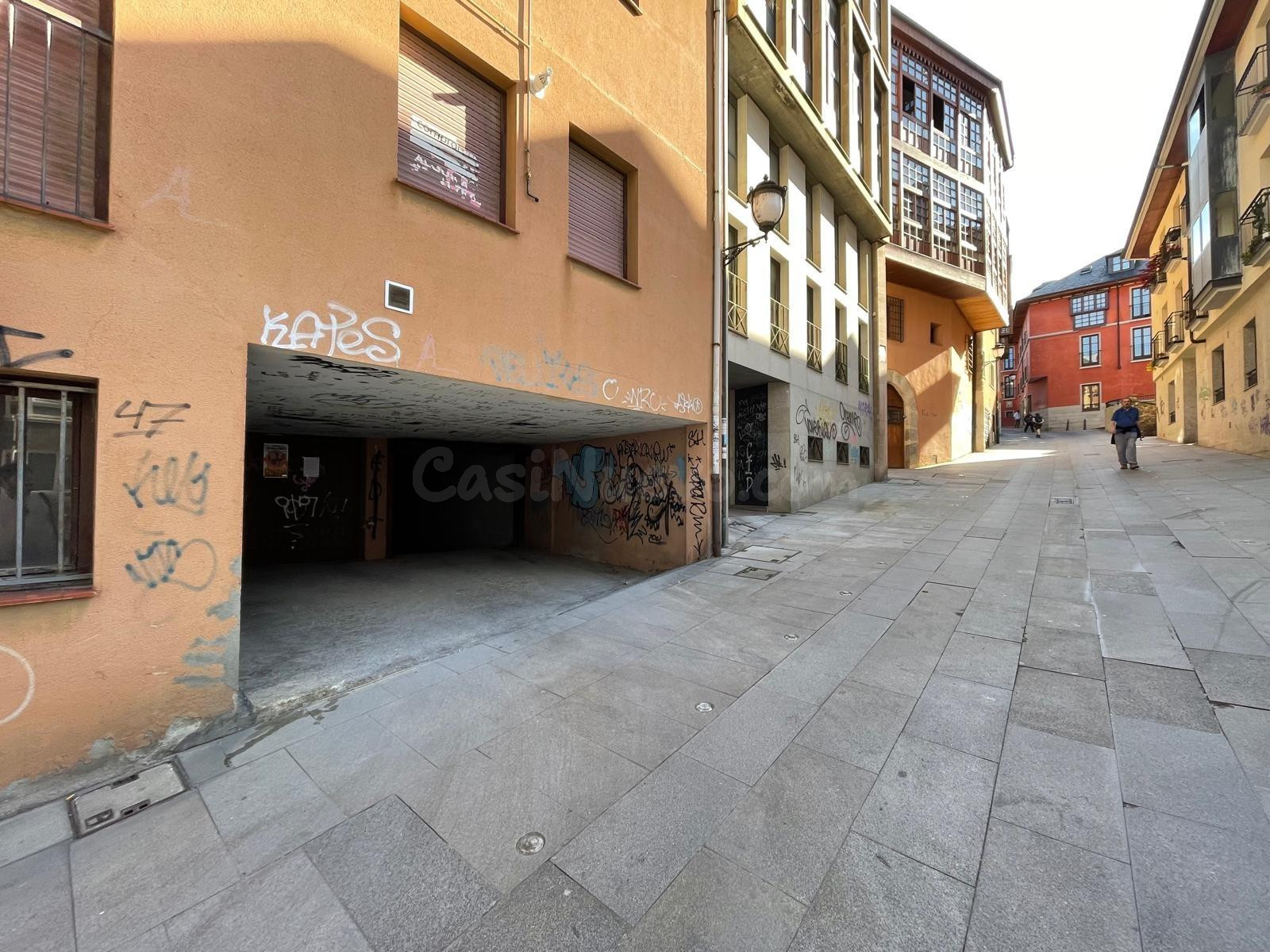 SE VENDE PLAZA GARAJE DOBLE