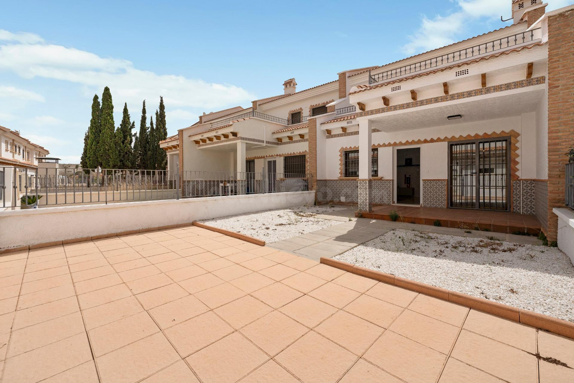 OPORTUNIDAD CASA CON SOLÁRIUM Y PISCINA EN UN ENTORNO ÚNICO DE SAN MIGUE DE SALINAS