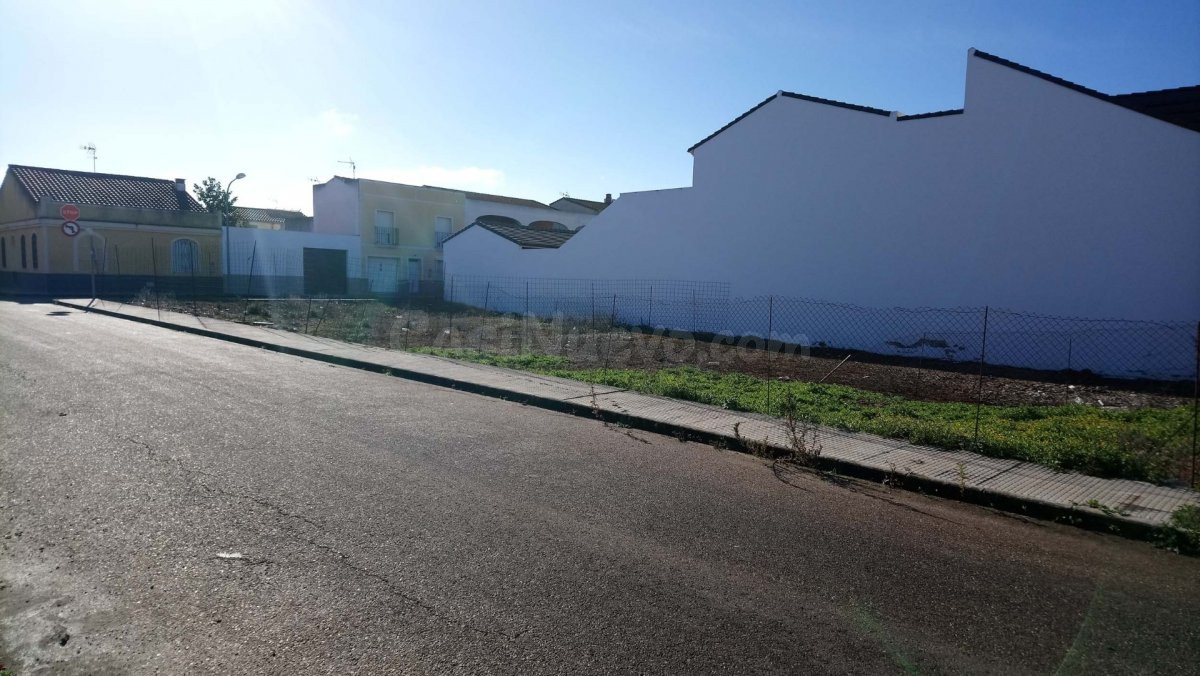 MONTIJO, VENTA SOLAR URBANO, ZONA RESIDENCIAL TRANQUILA, DE 