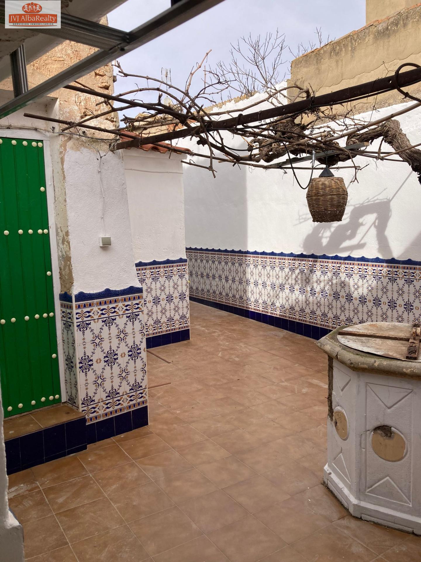 CASA EN PLANTA BAJA SEMIREFORMADA EN LAS CASAS DE JUAN NUÑEZ.