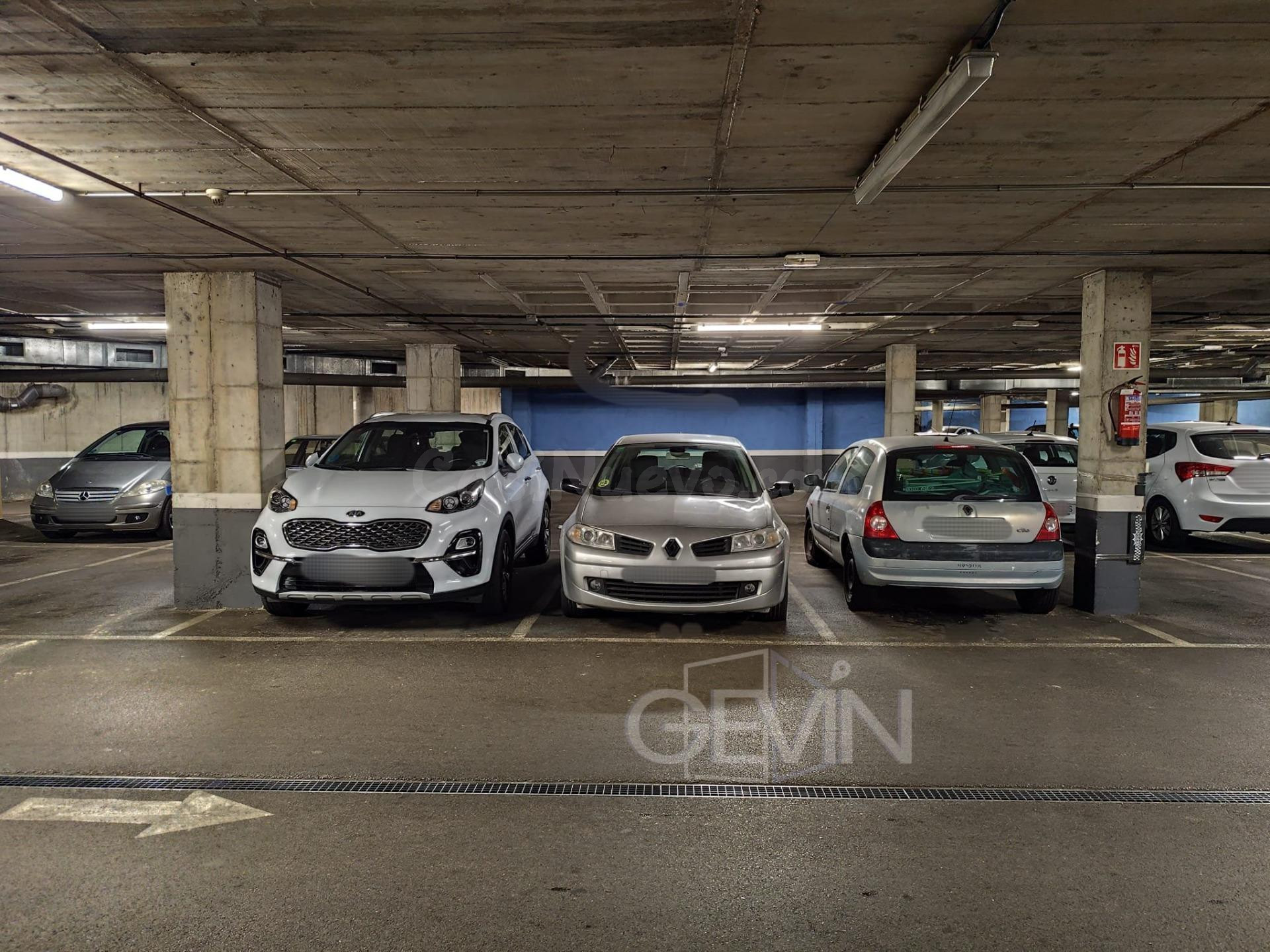 Parking en venta a un paso del Parque Central y el Paseo de la Florida - foto 2